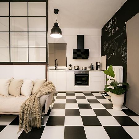 Fena Uptown Easy Living Apartment Volos Luaran gambar