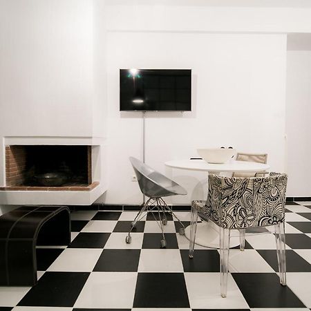 Fena Uptown Easy Living Apartment Volos Luaran gambar